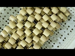 Sirkuit yang menunjukkan Live Line Capacitors untuk High Voltage Distribution Switchgear